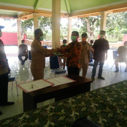 SERAH TERIMA JABATAN KEPALA DESA BUNTALAN KECAMATAN TEMAYANG
